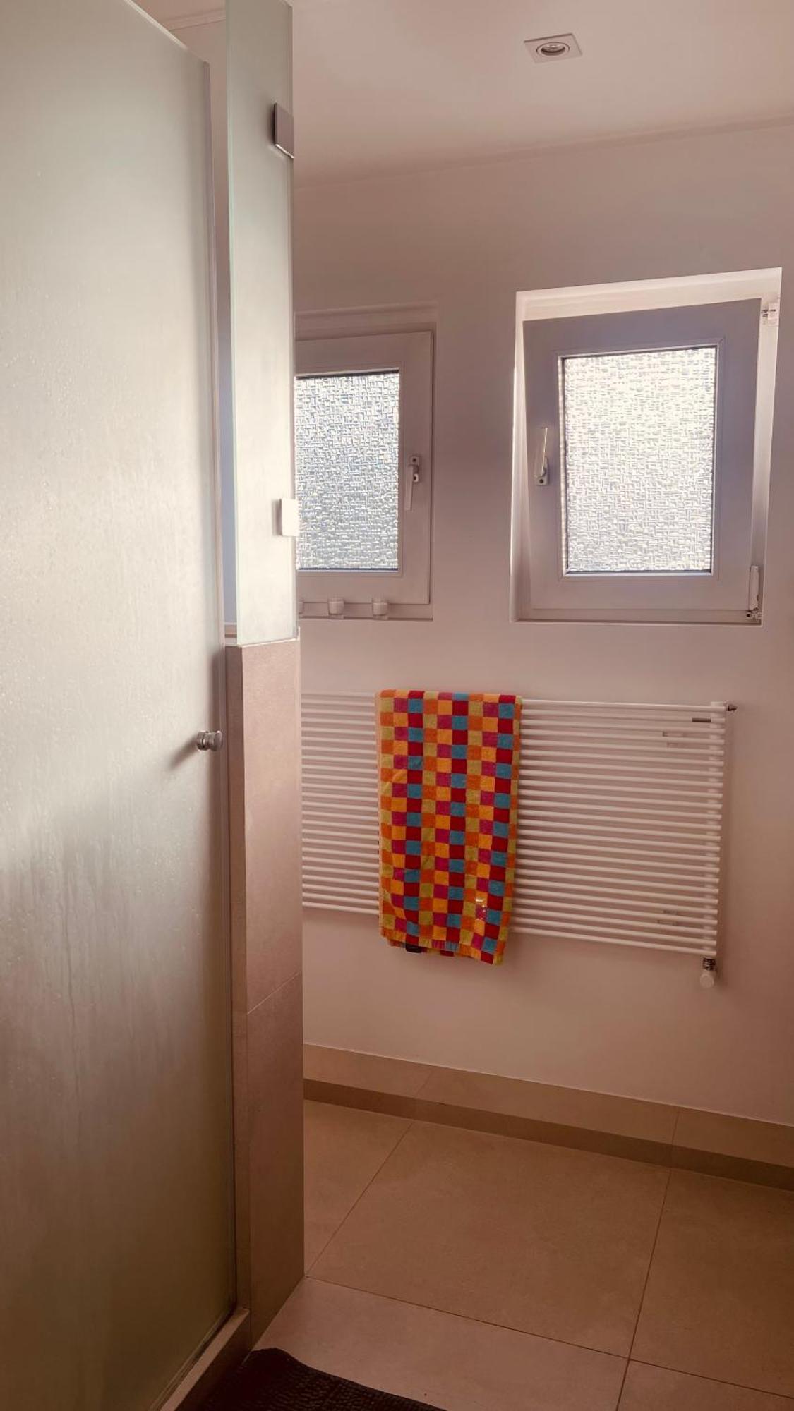 Apartment Ueber 2 Etagen Nahe Bvb-Stadion Und Westfalenhallen 多特蒙德 外观 照片